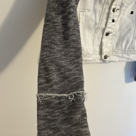 Free People White Denim Hoodie Jacket w/Gray Sleeves size S - Picture 9 of 16